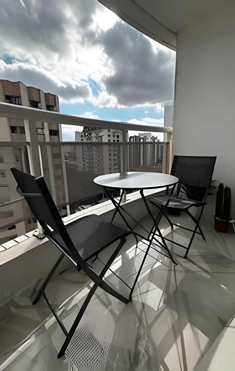 Flat em Moema - Limpeza Diária & Estacionamento