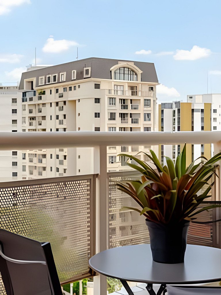 Flat em Moema - Limpeza Diária & Estacionamento