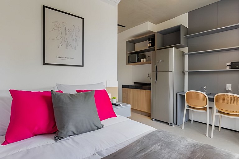 Studio Prox. Metrô c/ Gym, Coworking e Laundry