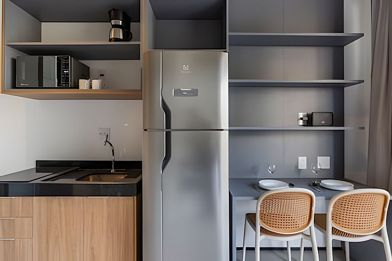 Studio Prox. Metrô c/ Gym, Coworking e Laundry