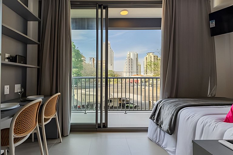 Studio Prox. Metrô c/ Gym, Coworking e Laundry