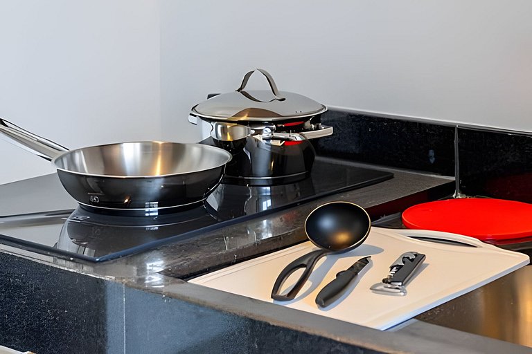 Studio Prox. Metrô c/ Gym, Coworking e Laundry