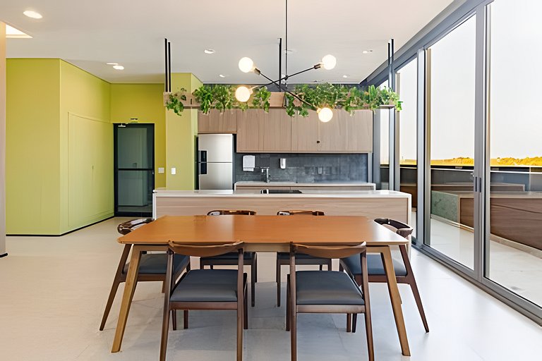 Metrô • Academia Fantástica • Coworking • Laundry