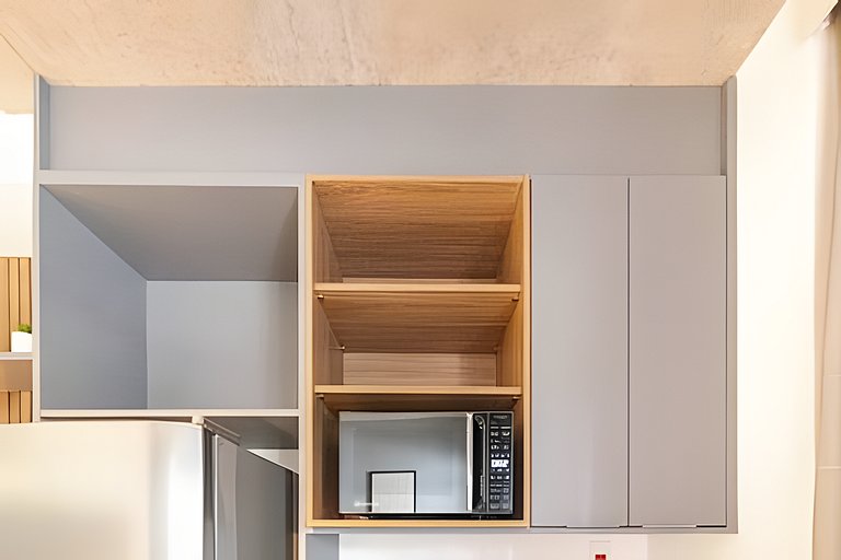 Metrô • Academia Fantástica • Coworking • Laundry