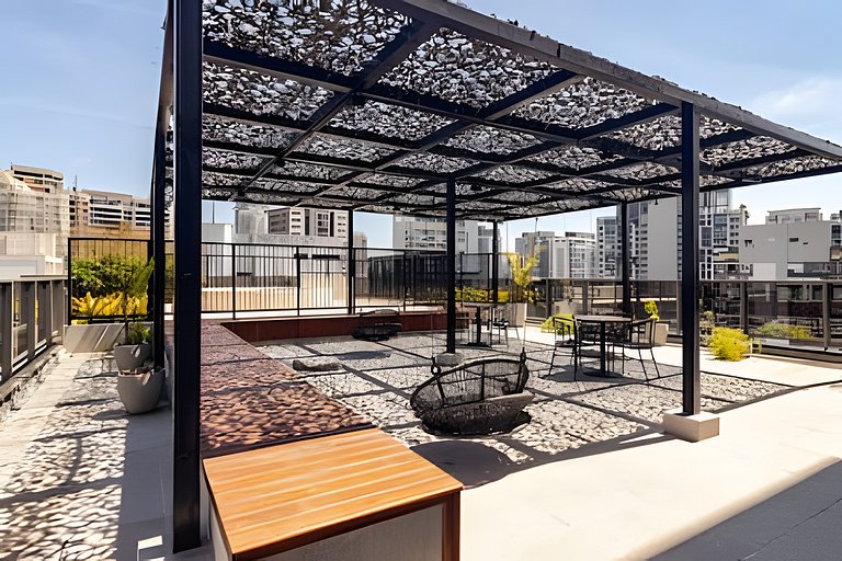 Metrô • Academia Fantástica • Coworking • Laundry