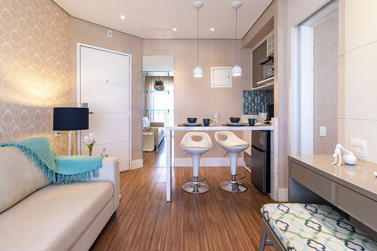 Flat em Moema - Estacionamento & Limpeza Diária