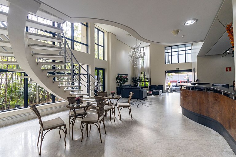 Flat em Moema - Estacionamento & Limpeza Diária