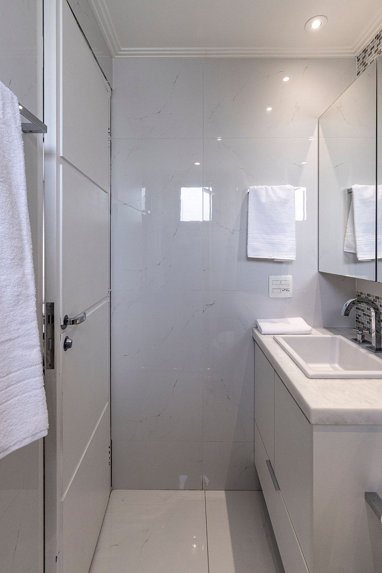 Flat em Moema - Estacionamento & Limpeza Diária