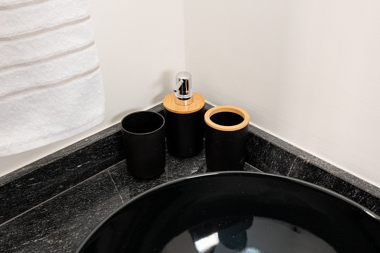 2 Quartos • AC • Academia • Coworking • Lavanderia