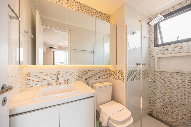 Flat em Moema - Estacionamento & Limpeza Diária