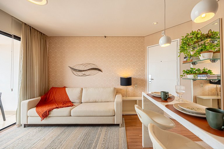 Flat em Moema - Estacionamento & Limpeza Diária